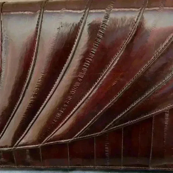VINTAGE EEL SKIN SHELL DESIGN CLUTCH - Picture 3 of 10